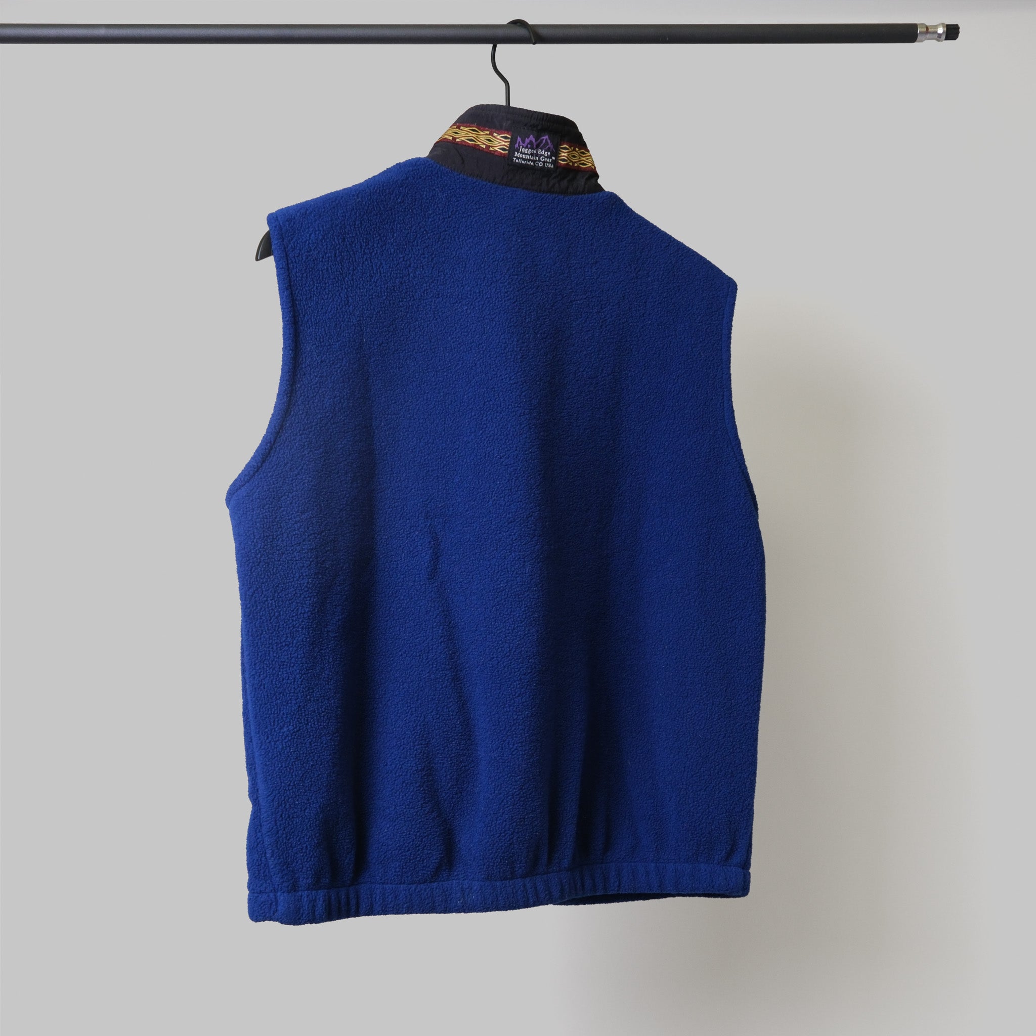 Jagged Edge Mountain Gear Fleece Vest - Sanpo Studios